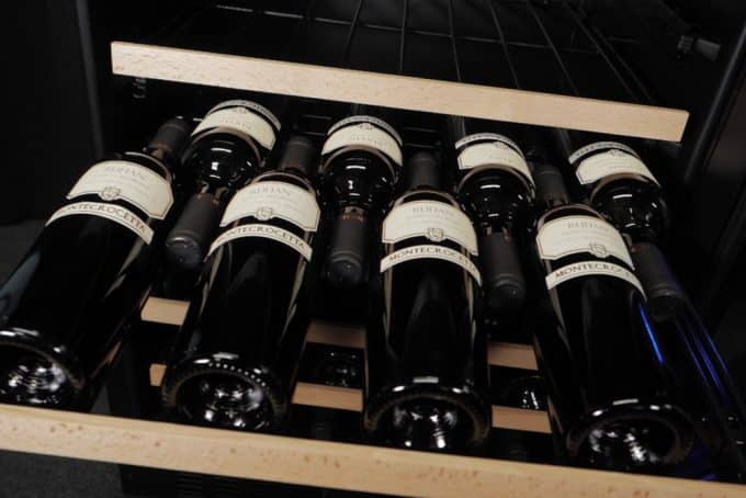 Professioneller Weinkühlschrank 46 flaschen mit klimatisierten Luxury